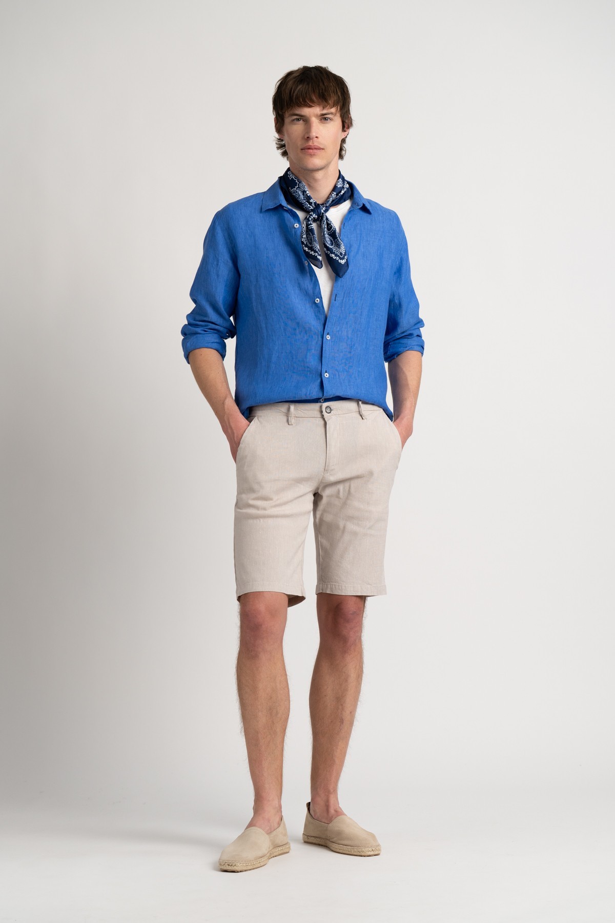 JONAS - Plain linen shirt royal blue