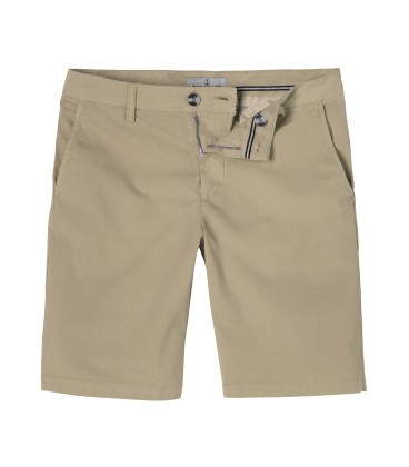 TEXAS - Slim fit Chino Bermudas, beige 